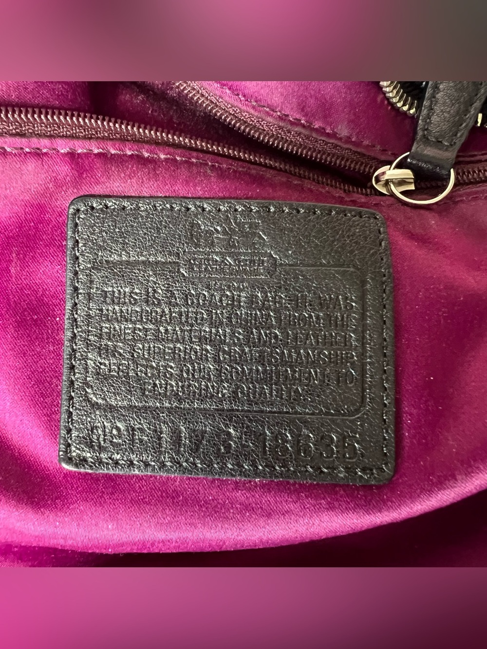 ❗️SOLD❗️Coach Madison Signature Op Art Lurex Linsey - Picture 5 of 7